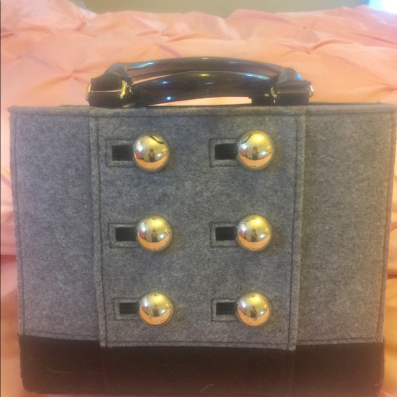 Kate spade purse like new. Very pretty and unique - Picture 6 of 6